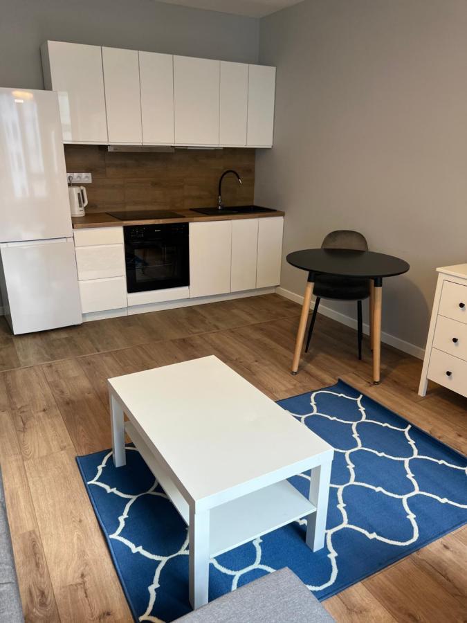 Ferienwohnung Krakowska Blue Studio Free Parking 2 Warschau Exterior foto